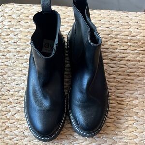 Dolce Vita "Lobera" Black Leather Ankle combat Boots size 7